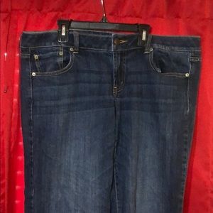 American Eagle Favorite Boyfriend Jeans.